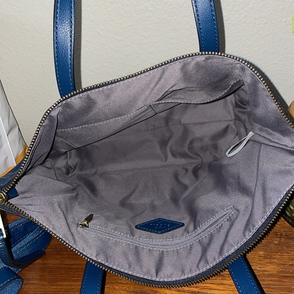 Skylar Satchel - Picture 3 of 3